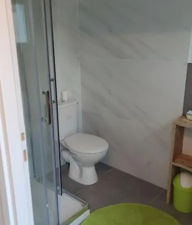 Cosy Proche Gare Rer E Entre Paris-disney Apartment